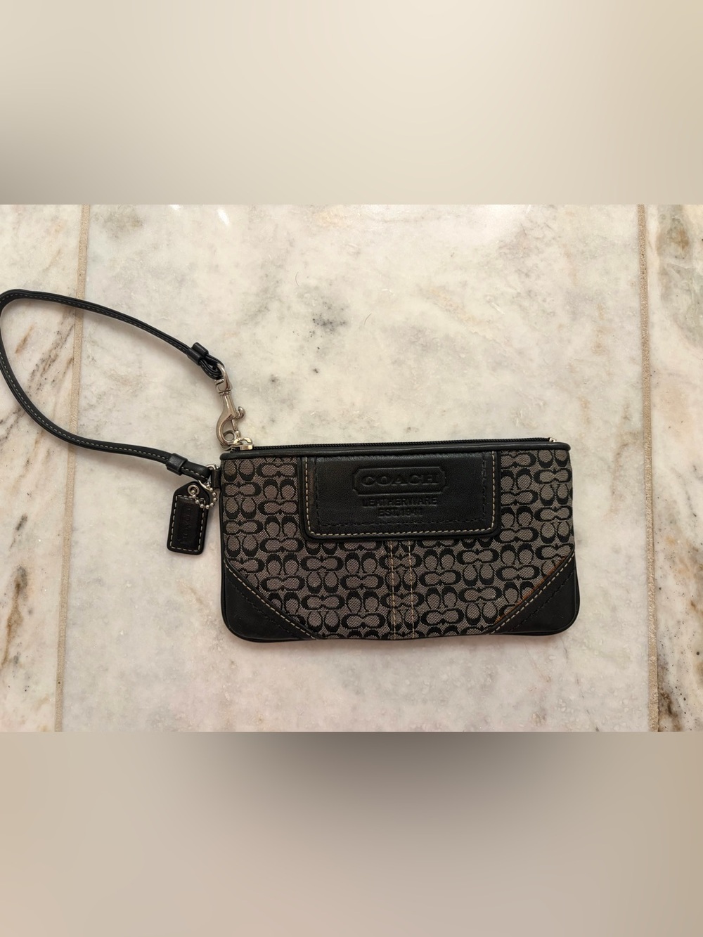 Coach Signature Canvas Wristlet Pouch Y2K - Black/Grey Vintage